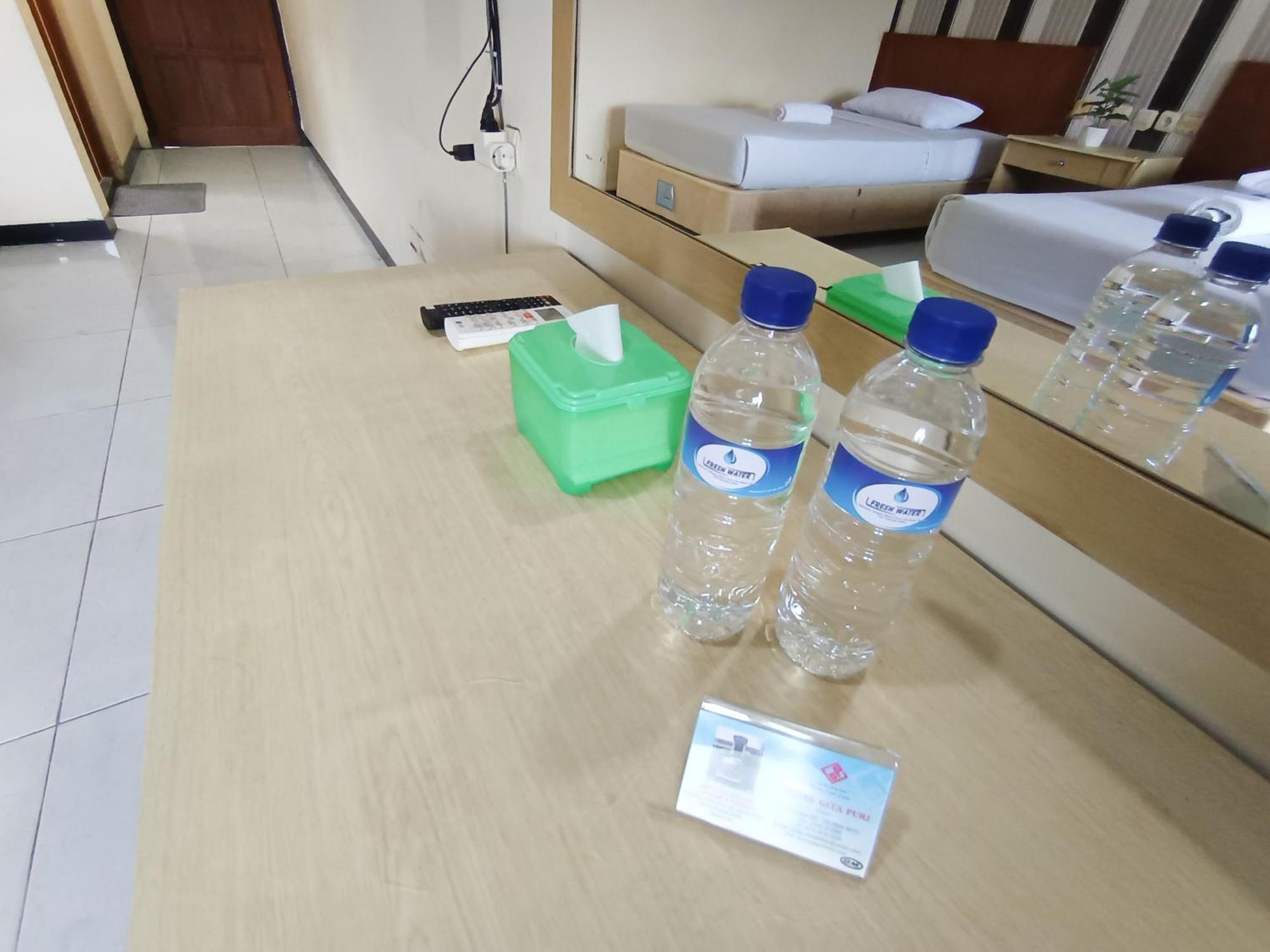 Gita Puri Redpartner Blitar Hotel Екстериор снимка